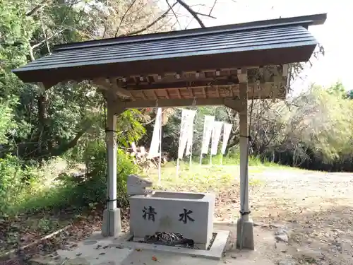 洲原社の手水舎