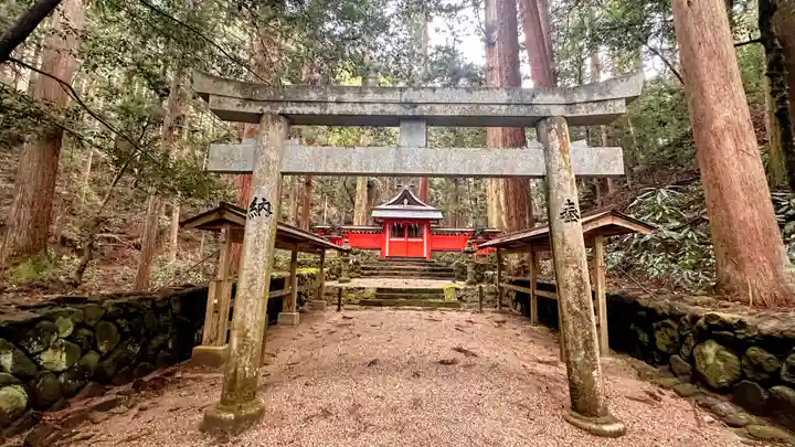 室生龍穴神社(奈良県)