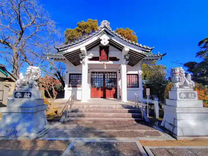 六昇社(萩原町朝宮)の本殿・本堂