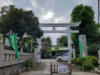 新宿下落合氷川神社の鳥居