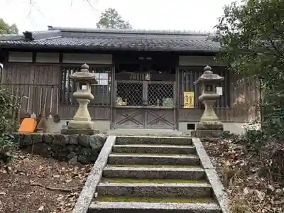 粟神社の本殿