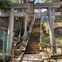 高稲荷神社の鳥居