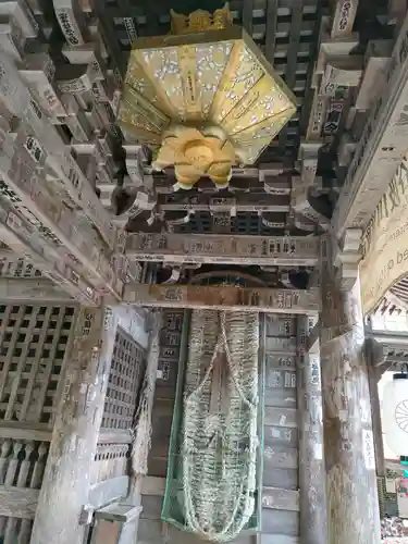 華厳寺の山門・神門