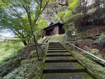 臼杵石仏の{uncategorized: "未分類", other: "その他", undefined: "問題あり", building: "その他建物", grave: "お墓", sacred_gate: "鳥居", guardian: "狛犬", statue: "像", buddha: "仏像", history: "歴史", nature: "自然", garden: "庭園", animal: "動物", pagoda: "塔", temizu: "手水舎", mountain_gate: "山門・神門", sanctuary: "本殿・本堂", subordinate: "末社・摂社", art: "芸術", scenery: "景色", jizo: "地蔵", ema: "絵馬", goshuin: "御朱印", omikuji: "おみくじ", items: "授与品その他", amulet: "お守り", goshuincho: "御朱印帳", eats: "食事", festival: "お祭り", votive_dance: "神楽", shichigosan: "七五三参", wedding: "結婚式", experience: "体験その他", initially: "初詣", around: "周辺", anti_infection: "感染症対策"}