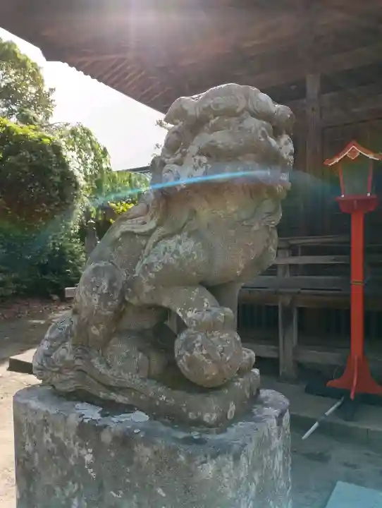 白幡八幡神社の{uncategorized: "未分類", other: "その他", undefined: "問題あり", building: "その他建物", grave: "お墓", sacred_gate: "鳥居", guardian: "狛犬", statue: "像", buddha: "仏像", history: "歴史", nature: "自然", garden: "庭園", animal: "動物", pagoda: "塔", temizu: "手水舎", mountain_gate: "山門・神門", sanctuary: "本殿・本堂", subordinate: "末社・摂社", art: "芸術", scenery: "景色", jizo: "地蔵", ema: "絵馬", goshuin: "御朱印", omikuji: "おみくじ", items: "授与品その他", amulet: "お守り", goshuincho: "御朱印帳", eats: "食事", festival: "お祭り", votive_dance: "神楽", shichigosan: "七五三参", wedding: "結婚式", experience: "体験その他", initially: "初詣", around: "周辺", anti_infection: "感染症対策"}