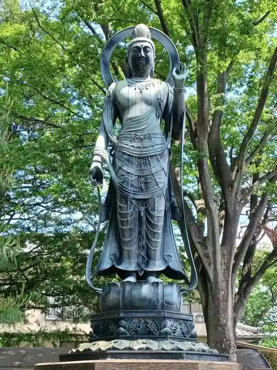 大仙寺の{uncategorized: "未分類", other: "その他", undefined: "問題あり", building: "その他建物", grave: "お墓", sacred_gate: "鳥居", guardian: "狛犬", statue: "像", buddha: "仏像", history: "歴史", nature: "自然", garden: "庭園", animal: "動物", pagoda: "塔", temizu: "手水舎", mountain_gate: "山門・神門", sanctuary: "本殿・本堂", subordinate: "末社・摂社", art: "芸術", scenery: "景色", jizo: "地蔵", ema: "絵馬", goshuin: "御朱印", omikuji: "おみくじ", items: "授与品その他", amulet: "お守り", goshuincho: "御朱印帳", eats: "食事", festival: "お祭り", votive_dance: "神楽", shichigosan: "七五三参", wedding: "結婚式", experience: "体験その他", initially: "初詣", around: "周辺", anti_infection: "感染症対策"}