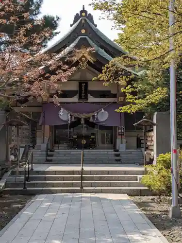 彌彦神社　(伊夜日子神社)の本殿・本堂