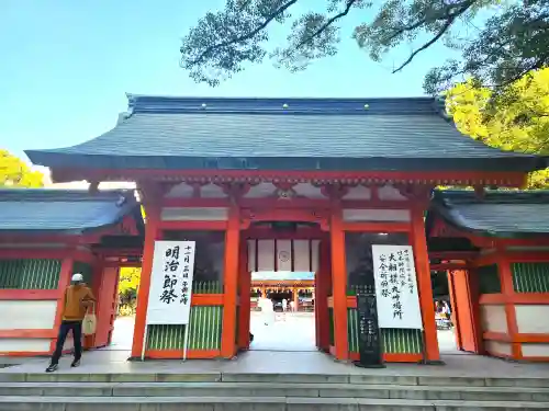 住吉神社の山門