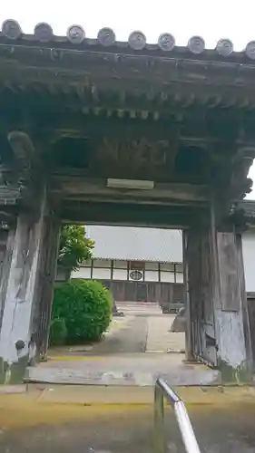 長橋寺の山門・神門