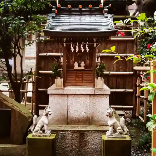 三田春日神社の末社