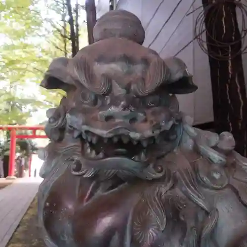 花園神社の狛犬