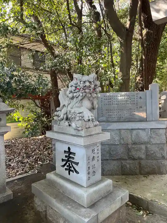 八劔神社(森孝)の狛犬