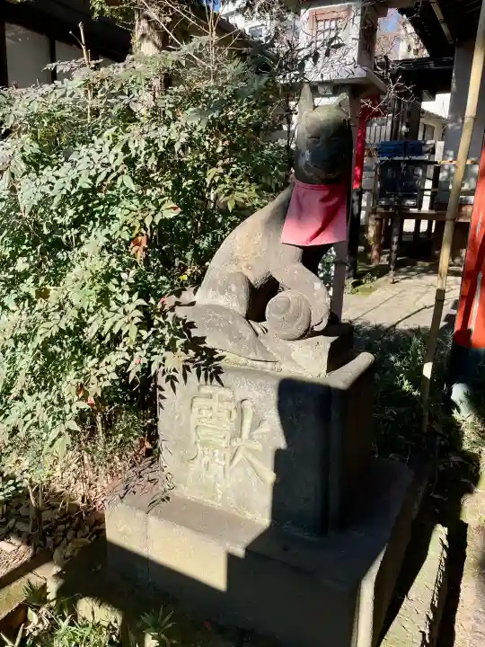 威光稲荷堂の{uncategorized: "未分類", other: "その他", undefined: "問題あり", building: "その他建物", grave: "お墓", sacred_gate: "鳥居", guardian: "狛犬", statue: "像", buddha: "仏像", history: "歴史", nature: "自然", garden: "庭園", animal: "動物", pagoda: "塔", temizu: "手水舎", mountain_gate: "山門・神門", sanctuary: "本殿・本堂", subordinate: "末社・摂社", art: "芸術", scenery: "景色", jizo: "地蔵", ema: "絵馬", goshuin: "御朱印", omikuji: "おみくじ", items: "授与品その他", amulet: "お守り", goshuincho: "御朱印帳", eats: "食事", festival: "お祭り", votive_dance: "神楽", shichigosan: "七五三参", wedding: "結婚式", experience: "体験その他", initially: "初詣", around: "周辺", anti_infection: "感染症対策"}