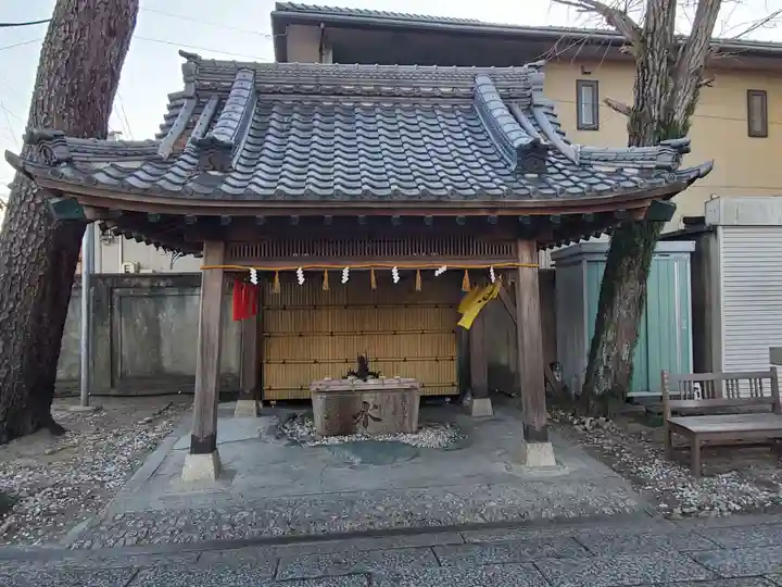 飛鳥神社(富田一色)の手水舎