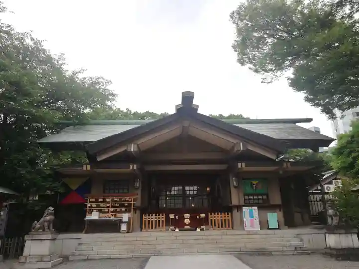東郷神社の本殿・本堂