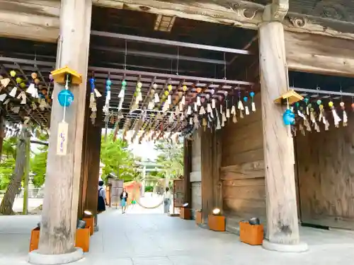 白山神社の山門・神門