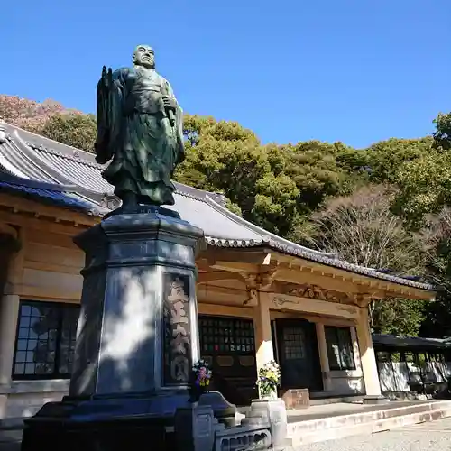 実相寺の像