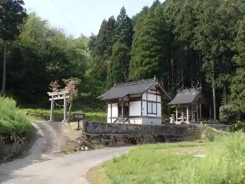 横見神社の建物その他