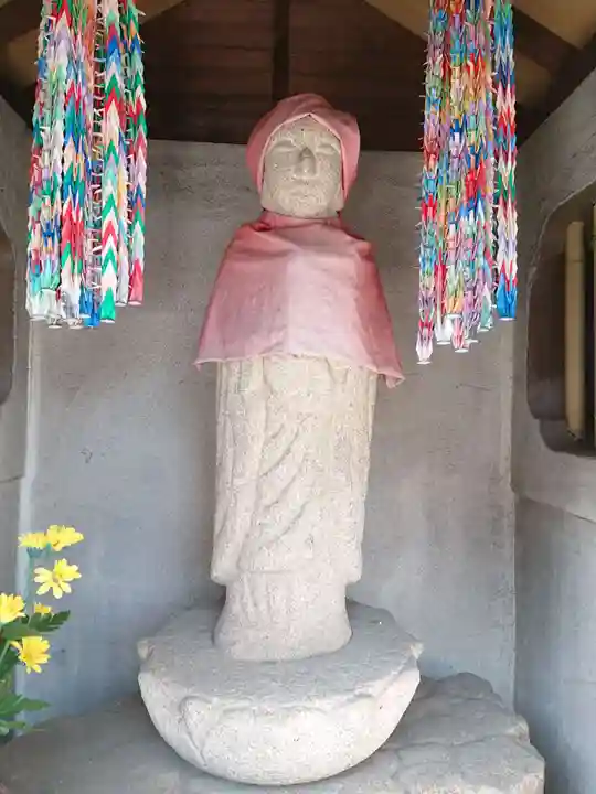 祠(地蔵)の地蔵