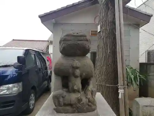 穏田神社の狛犬