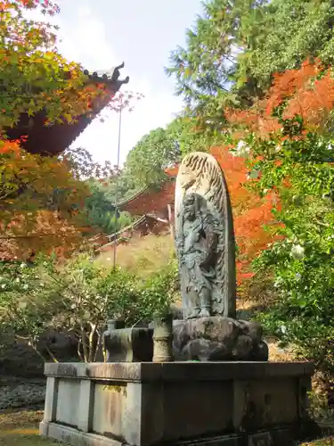 神護寺の像