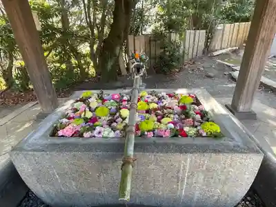 豊山八幡神社の手水舎