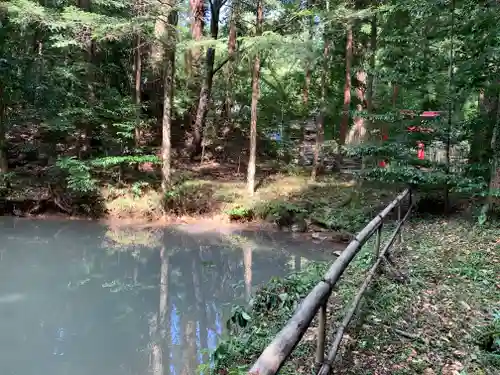 都玉神社の庭園