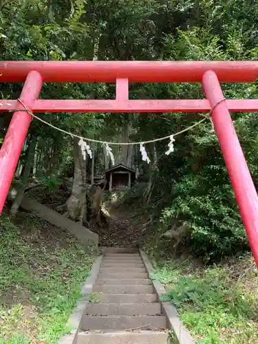 日枝・津嶋神社の鳥居