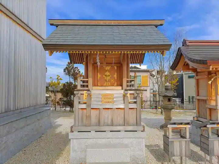八ツ屋神明社の末社・摂社