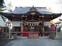 草加神社の本殿