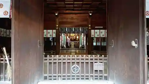 松陰神社の本殿