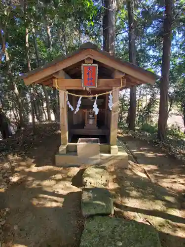 篠塚稲荷神社の末社