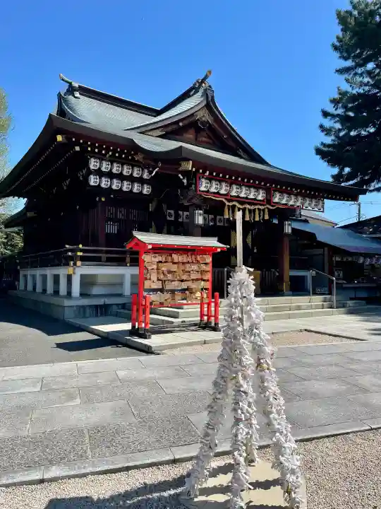 中野沼袋氷川神社の{uncategorized: "未分類", other: "その他", undefined: "問題あり", building: "その他建物", grave: "お墓", sacred_gate: "鳥居", guardian: "狛犬", statue: "像", buddha: "仏像", history: "歴史", nature: "自然", garden: "庭園", animal: "動物", pagoda: "塔", temizu: "手水舎", mountain_gate: "山門・神門", sanctuary: "本殿・本堂", subordinate: "末社・摂社", art: "芸術", scenery: "景色", jizo: "地蔵", ema: "絵馬", goshuin: "御朱印", omikuji: "おみくじ", items: "授与品その他", amulet: "お守り", goshuincho: "御朱印帳", eats: "食事", festival: "お祭り", votive_dance: "神楽", shichigosan: "七五三参", wedding: "結婚式", experience: "体験その他", initially: "初詣", around: "周辺", anti_infection: "感染症対策"}
