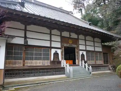 岩角山 岩角寺の本殿