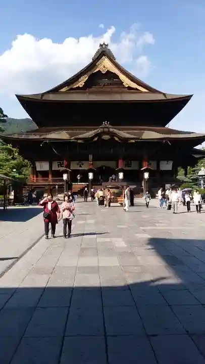 善光寺の本殿・本堂