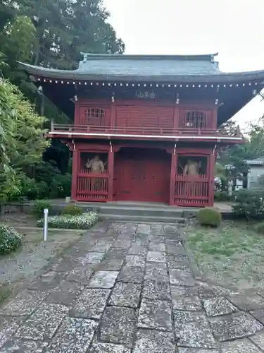 慈眼寺の山門