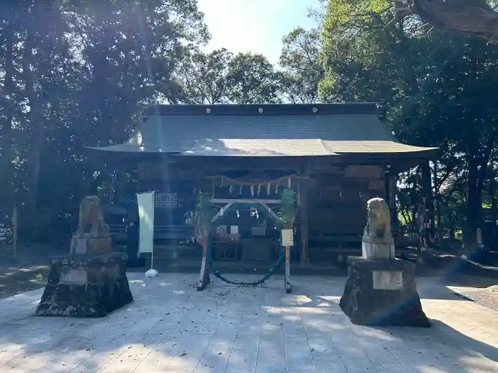 諏訪八幡神社の本殿・本堂