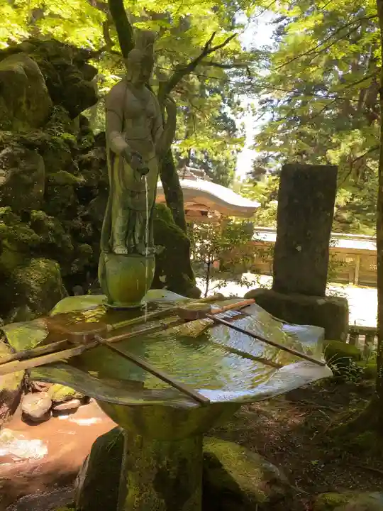 最乗寺(道了尊)の手水舎