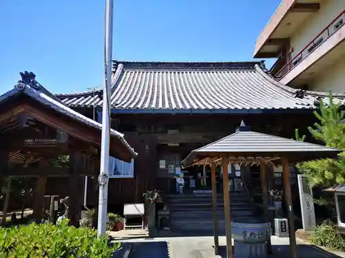 屏風ヶ浦　海岸寺/　御盥山不動坊の本殿・本堂
