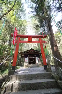 宝登山神社の末社・摂社