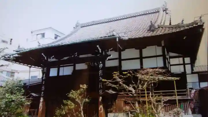 聖光寺の本殿・本堂