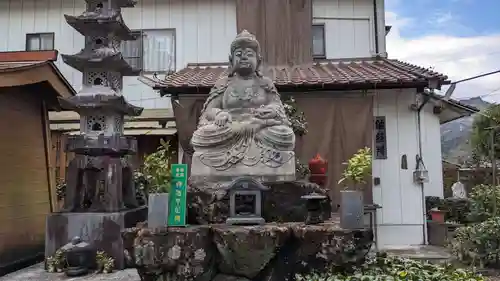 峰興寺の仏像