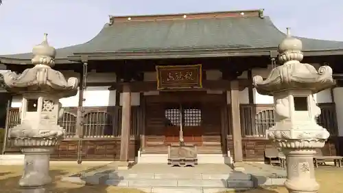 法岩院の本殿・本堂