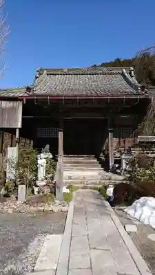 安楽寺の本殿・本堂