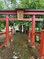 間中稲荷神社の鳥居