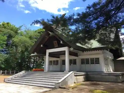 砂川神社の本殿