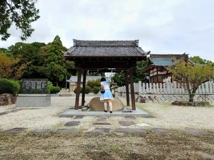 八柱神社の手水舎