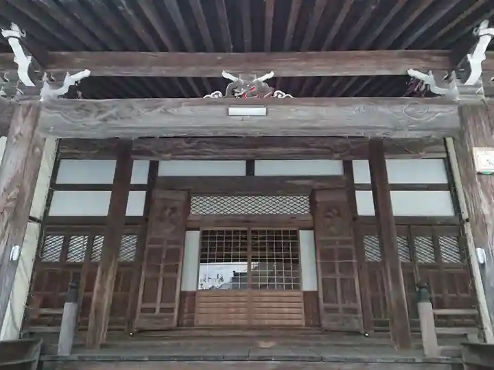 西光寺の本殿・本堂