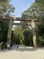 熱田神宮の{uncategorized: "未分類", other: "その他", undefined: "問題あり", building: "その他建物", grave: "お墓", sacred_gate: "鳥居", guardian: "狛犬", statue: "像", buddha: "仏像", history: "歴史", nature: "自然", garden: "庭園", animal: "動物", pagoda: "塔", temizu: "手水舎", mountain_gate: "山門・神門", sanctuary: "本殿・本堂", subordinate: "末社・摂社", art: "芸術", scenery: "景色", jizo: "地蔵", ema: "絵馬", goshuin: "御朱印", omikuji: "おみくじ", items: "授与品その他", amulet: "お守り", goshuincho: "御朱印帳", eats: "食事", festival: "お祭り", votive_dance: "神楽", shichigosan: "七五三参", wedding: "結婚式", experience: "体験その他", initially: "初詣", around: "周辺", anti_infection: "感染症対策"}