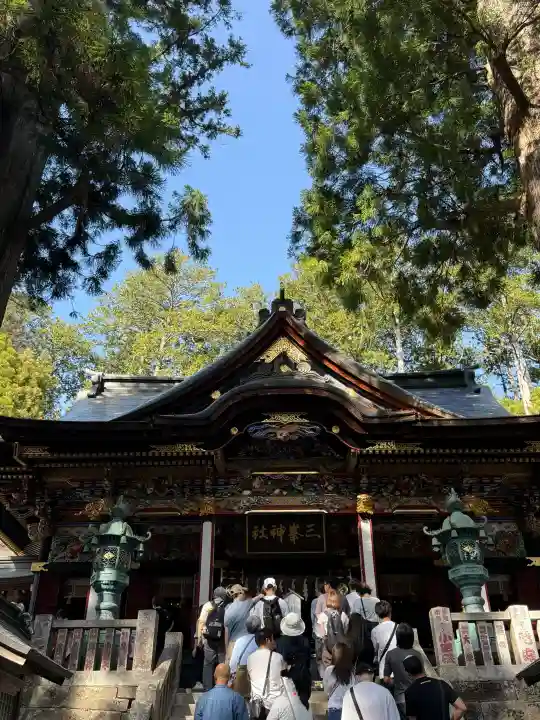 三峯神社の{uncategorized: "未分類", other: "その他", undefined: "問題あり", building: "その他建物", grave: "お墓", sacred_gate: "鳥居", guardian: "狛犬", statue: "像", buddha: "仏像", history: "歴史", nature: "自然", garden: "庭園", animal: "動物", pagoda: "塔", temizu: "手水舎", mountain_gate: "山門・神門", sanctuary: "本殿・本堂", subordinate: "末社・摂社", art: "芸術", scenery: "景色", jizo: "地蔵", ema: "絵馬", goshuin: "御朱印", omikuji: "おみくじ", items: "授与品その他", amulet: "お守り", goshuincho: "御朱印帳", eats: "食事", festival: "お祭り", votive_dance: "神楽", shichigosan: "七五三参", wedding: "結婚式", experience: "体験その他", initially: "初詣", around: "周辺", anti_infection: "感染症対策"}